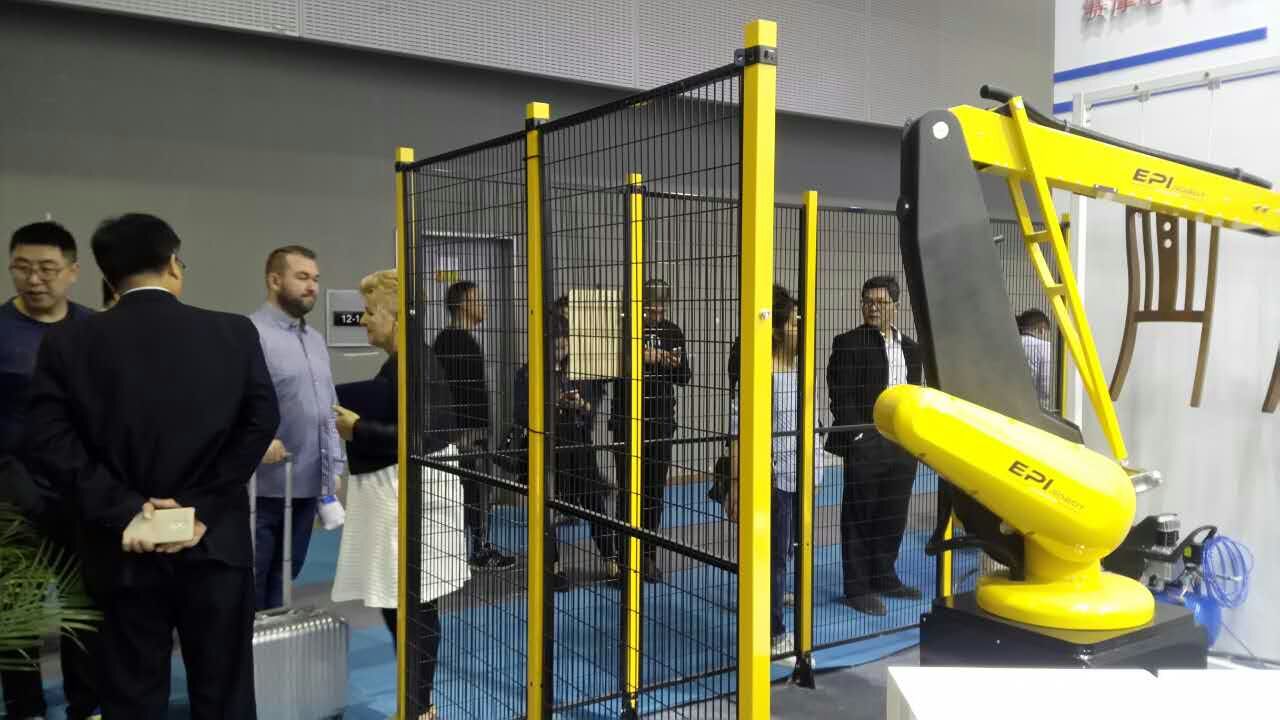 噴涂機器人